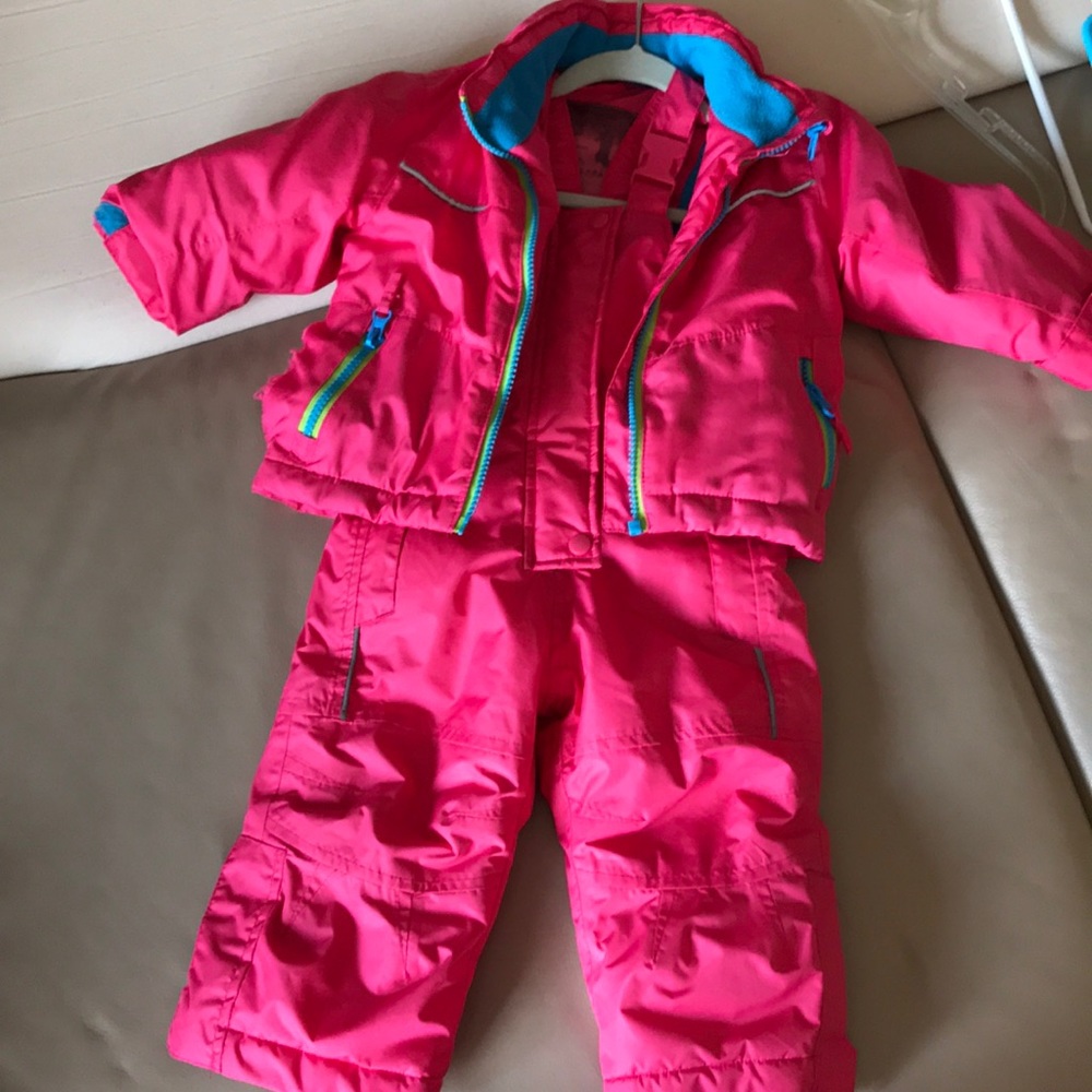 Snow suit